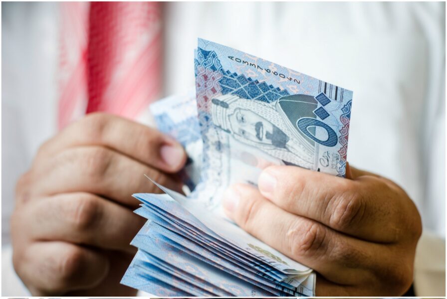 قروض التنمية  الاجتماعية للمتقاعدين.. الشروط والإجراءات